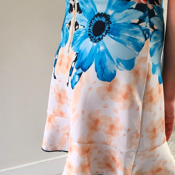 Stretchy mini dress (XS) - Picture 5 of 9